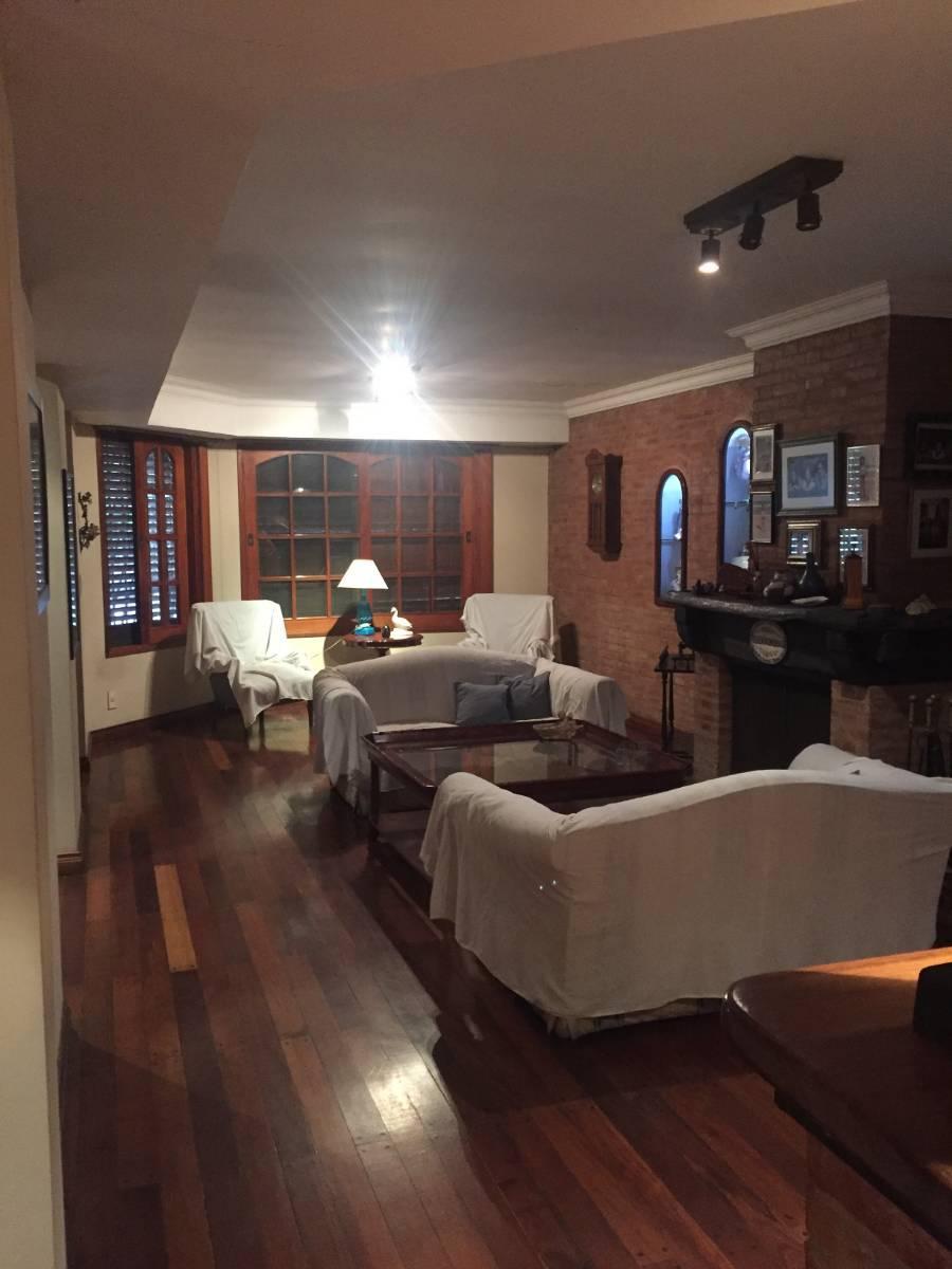 Oportunidad! Excelente Casa en Lomas de Zamora! 1