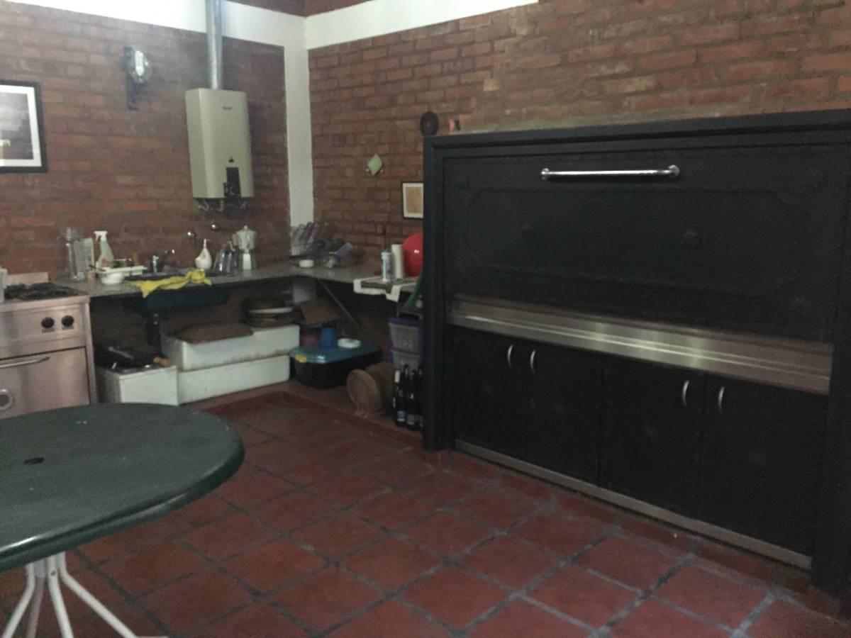 Oportunidad! Excelente Casa en Lomas de Zamora! 2