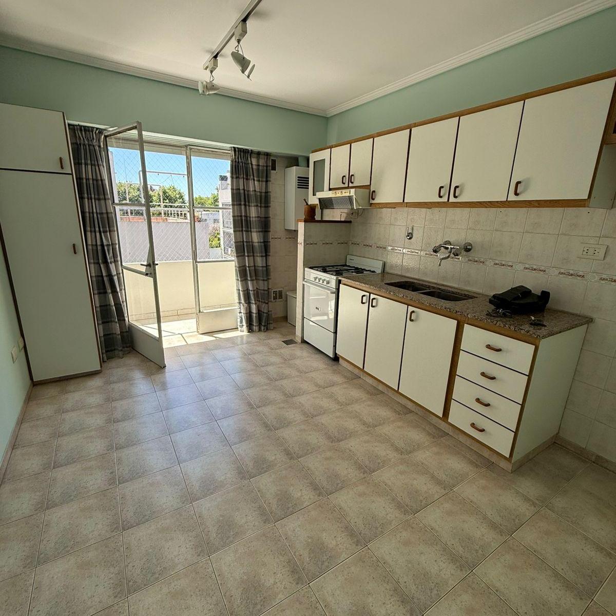 Departamento de 3 Ambientes en Muy Linda Zona! 1
