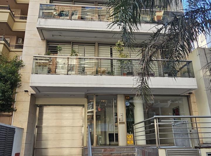 Piso de 4 ambientes en excelente ubicación 2