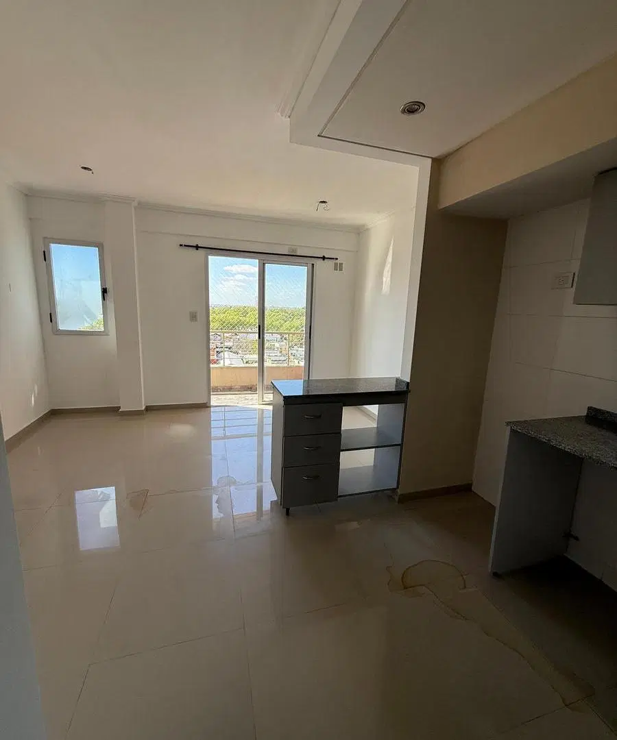 Departamento de 2 ambientes Con Cochera. 4