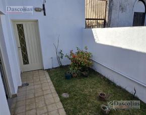 Monoambiente al Frente en Alquiler en Remedios De Escalada sin Expensas