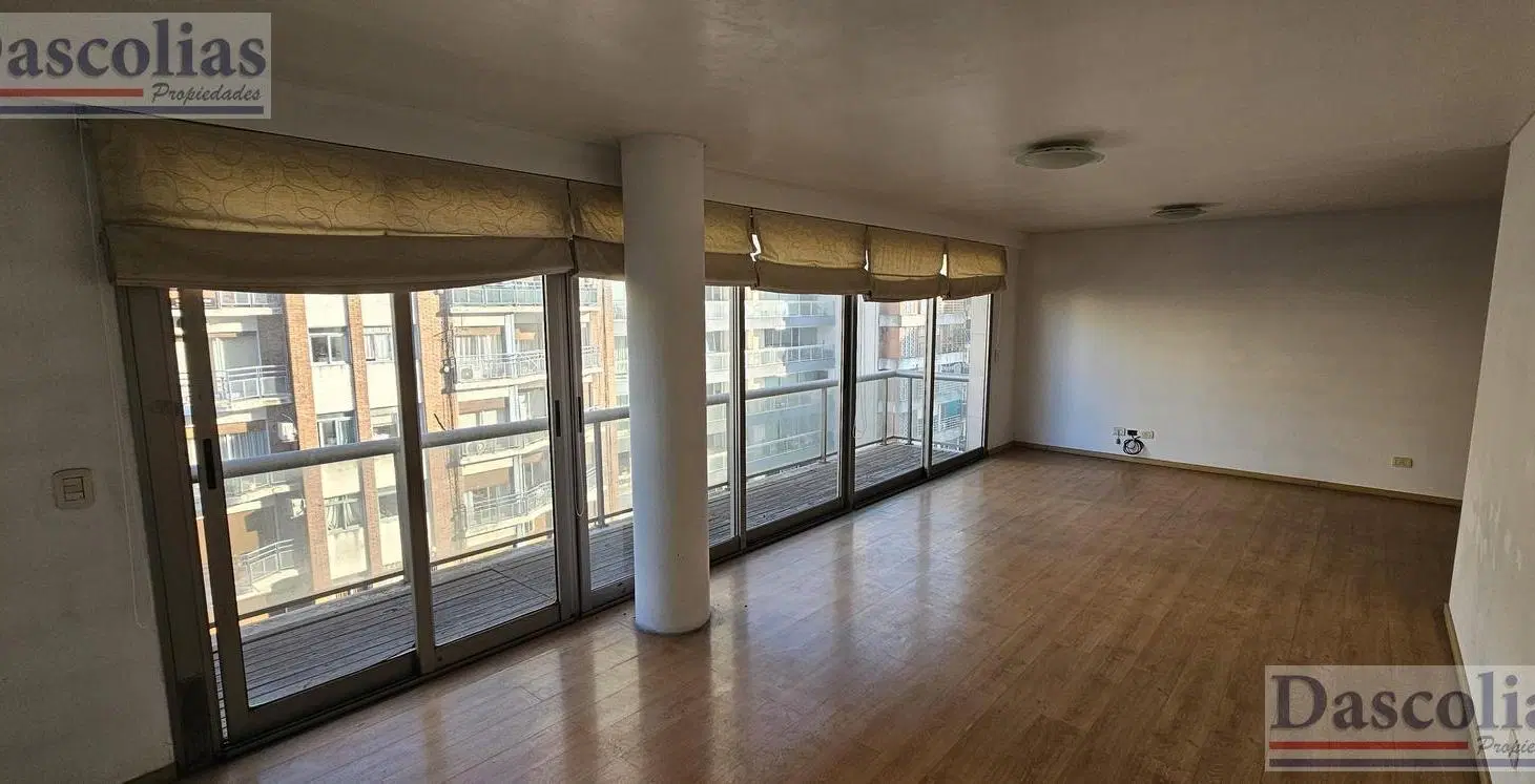 PISO DE 4 AMBIENTES CON COCHERA EN LOMAS DE ZAMORA 1