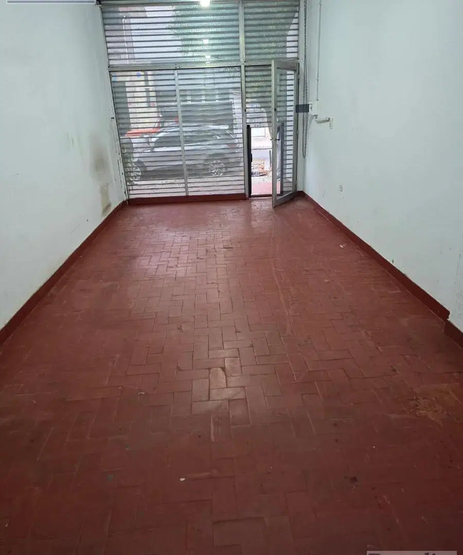Local en excelente ubicación comercial 3