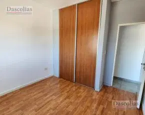 Departamento de 2 ambientes en pleno centro de Remedios De Escalada 5