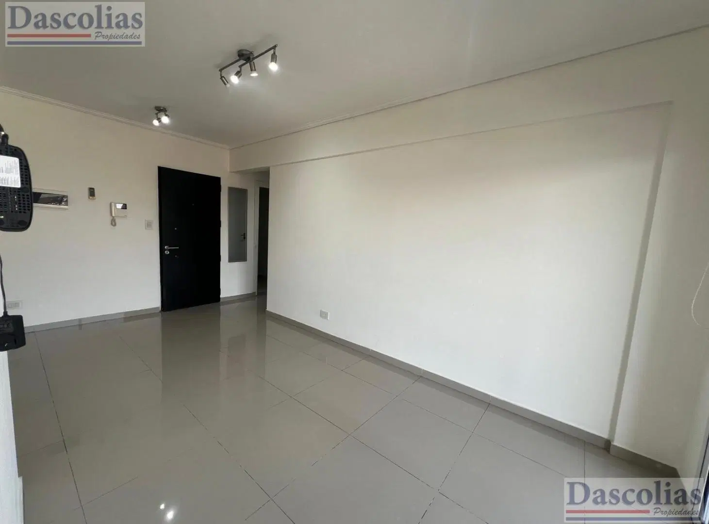 Departamento de 3 ambientes en Excelente ubicación 3