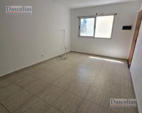 Foto de Departamento de 2 ambientes en Remedios De Escalada, a media cuadra de, imagen 2