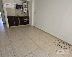 Foto de Departamento de 2 ambientes en Remedios De Escalada, a media cuadra de, imagen 1
