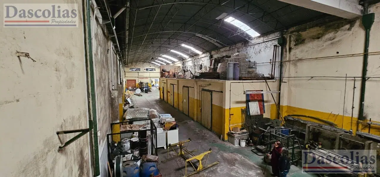 Galpón en Venta en Remedios De Escalada 1