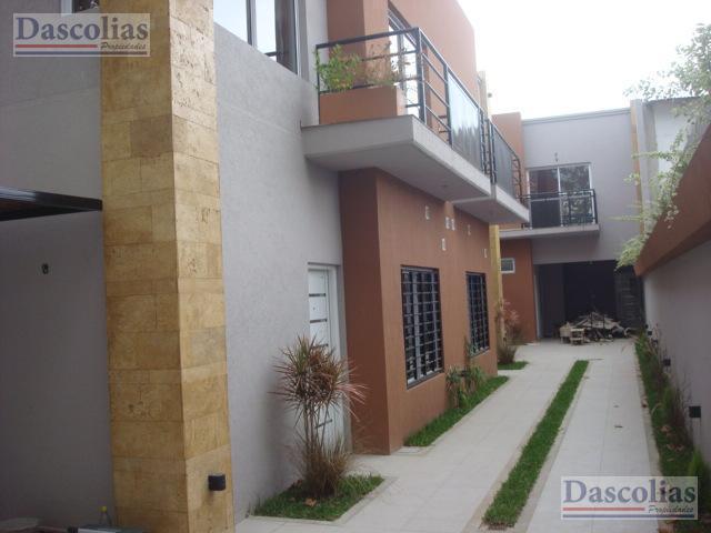 Foto de PH Duplex de 4 Ambientes en Venta en Banfield Oeste con Cochera, imagen 4