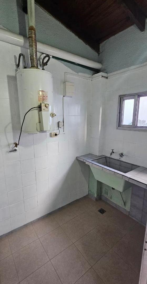 Foto de Departamento de 3 ambientes en excelente ubicación. Sin expensas!, imagen 2