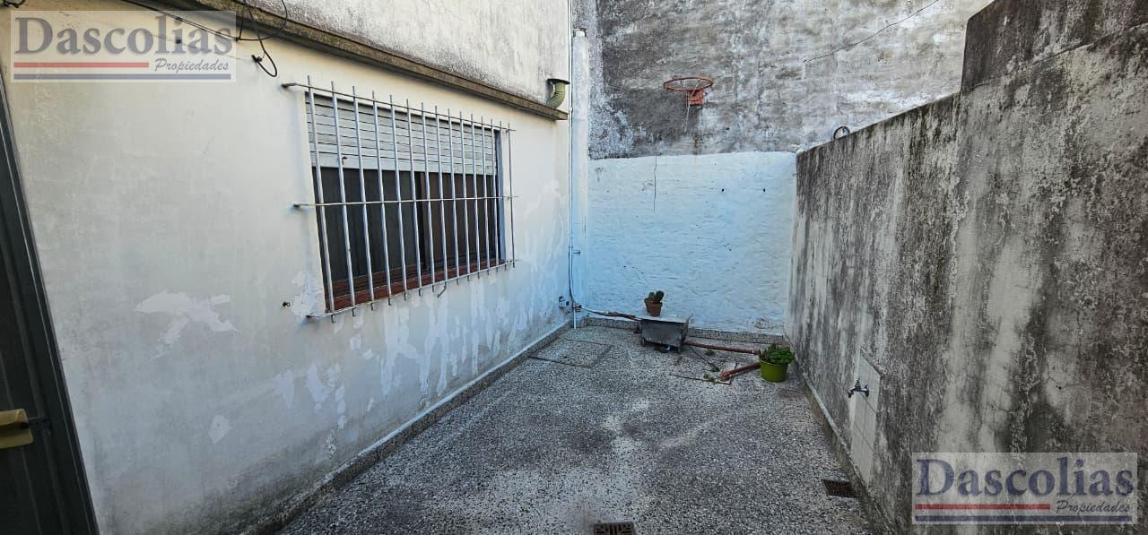 Foto de PH al frente de 4 ambientes en Escalada, imagen 4