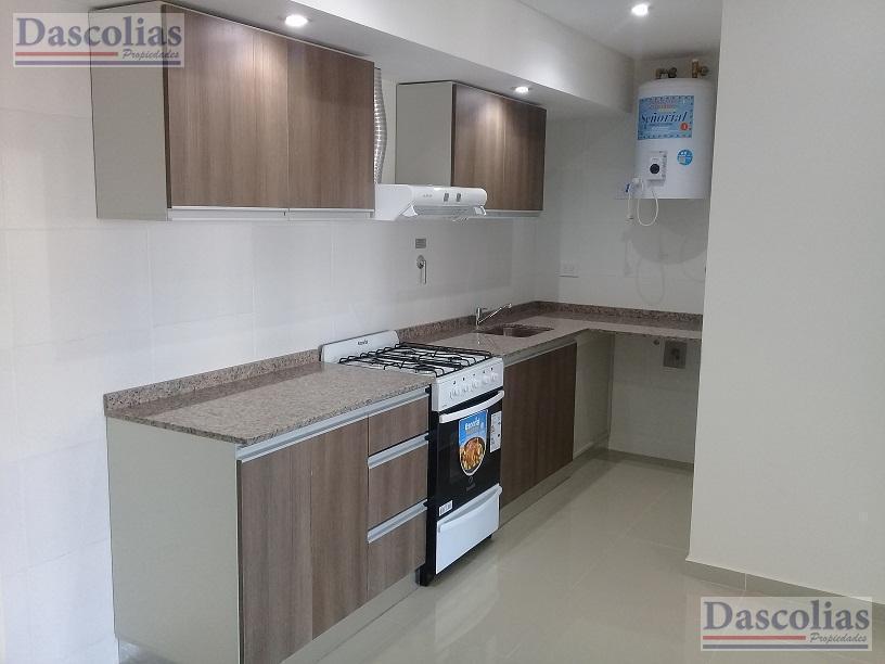Foto de Departamento de 2 ambientes pleno centro de Remedios De Escalada, imagen 4