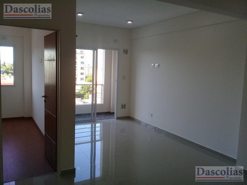 Foto de Departamento de 2 ambientes pleno centro de Remedios De Escalada, imagen 3