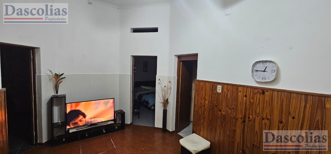Foto de PH de 4 Ambientes en Venta en Remedios De Escalada, imagen 5