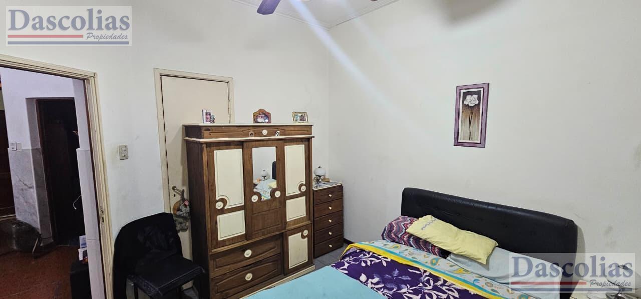 Foto de PH de 4 Ambientes en Venta en Remedios De Escalada, imagen 3