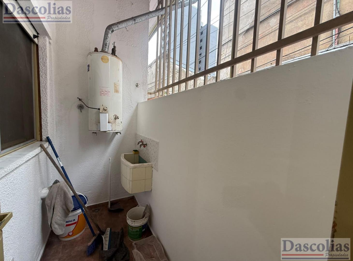 Foto de Departamento de 3 ambientes en Remedios De Escalada, imagen 2