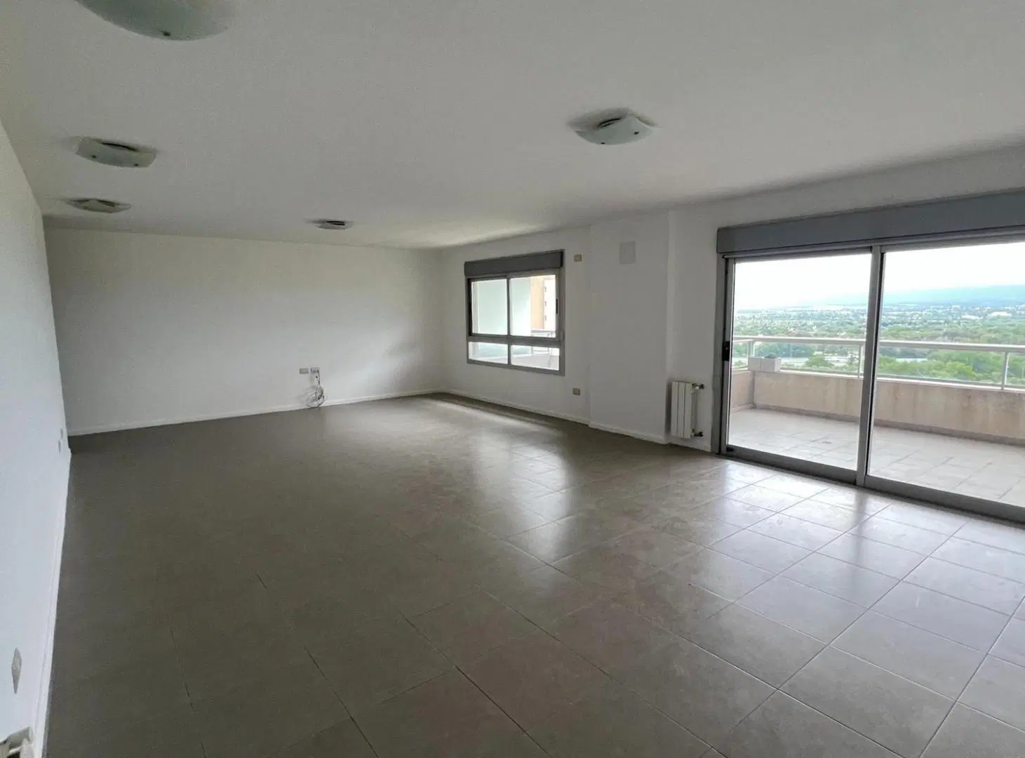 alquiler departamento de categoría en Milénica IV 5