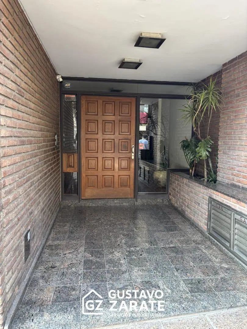 Vendo oportunidad para inversión frente al Shopping 2