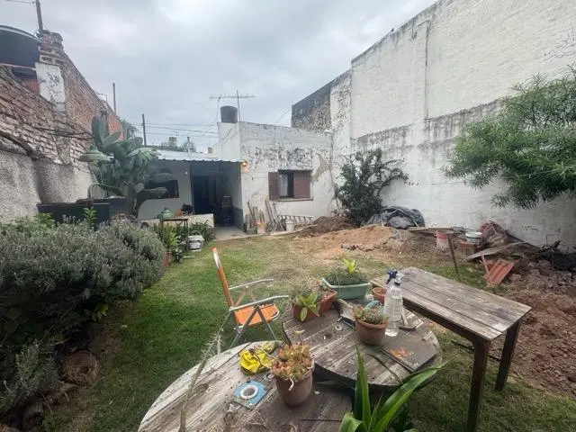 Vendo casa en barrio San Martin 2 dormitorios 2