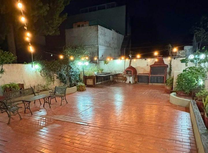 DEPARTAMENTO 5 AMBIENTES VENTA URQUIZA COCHERA 1