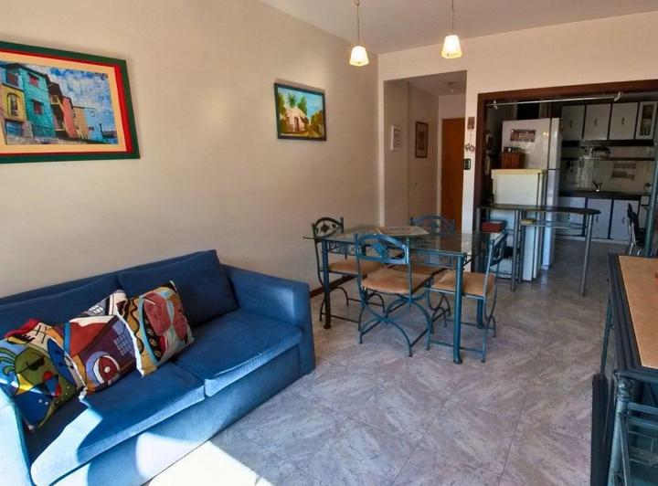 DEPARTAMENTO 5 AMBIENTES VENTA URQUIZA COCHERA 4