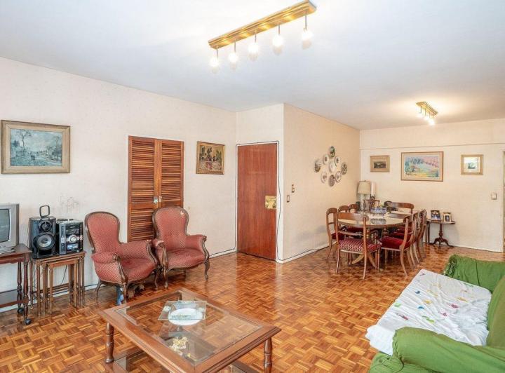 DEPARTAMENTO VENTA 4 AMBIENTES SEMI PISO CABALLITO 3