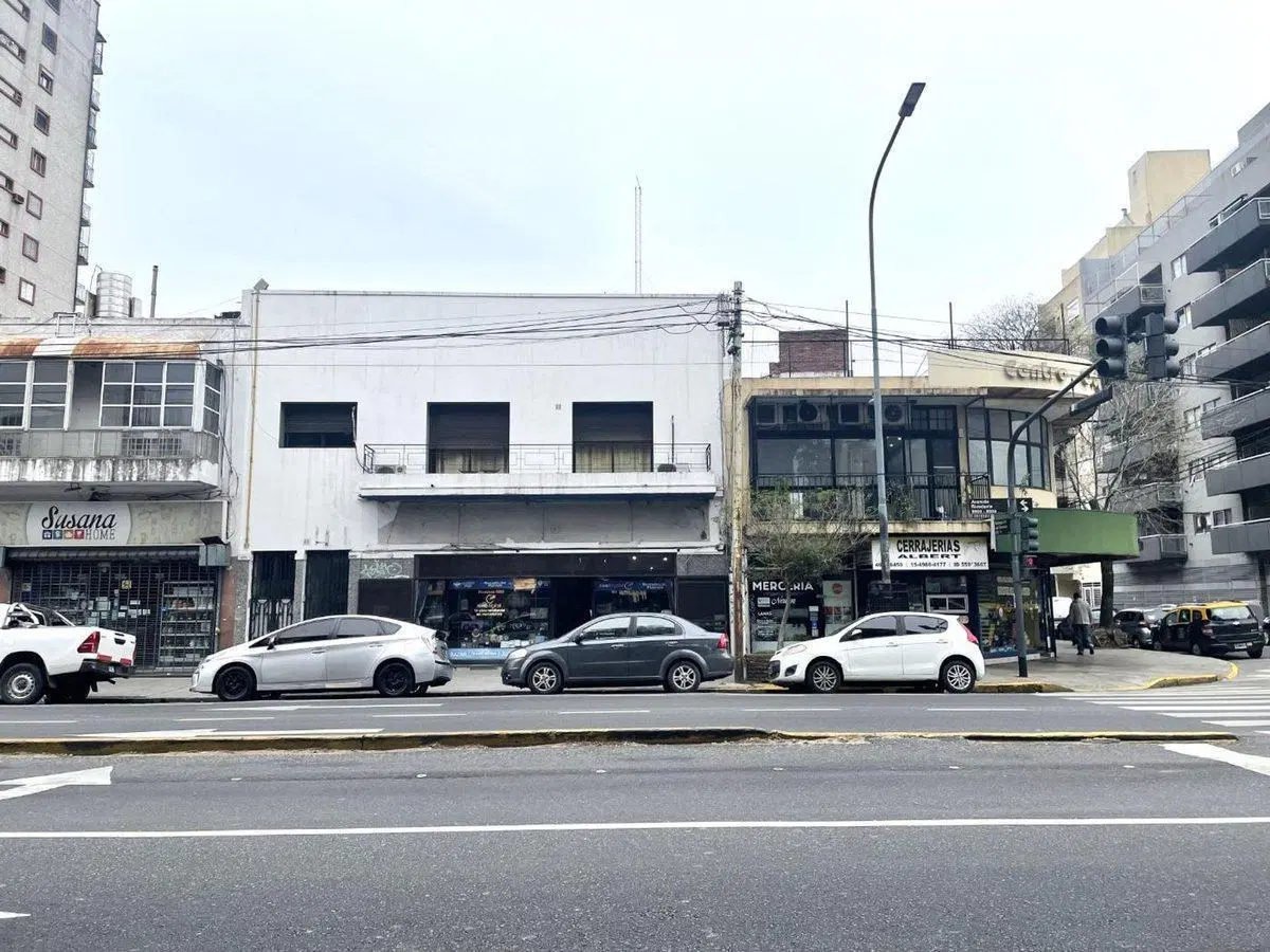 venta lote 380 mt2 Av Rivadavia  Floresta 12 pisos 5
