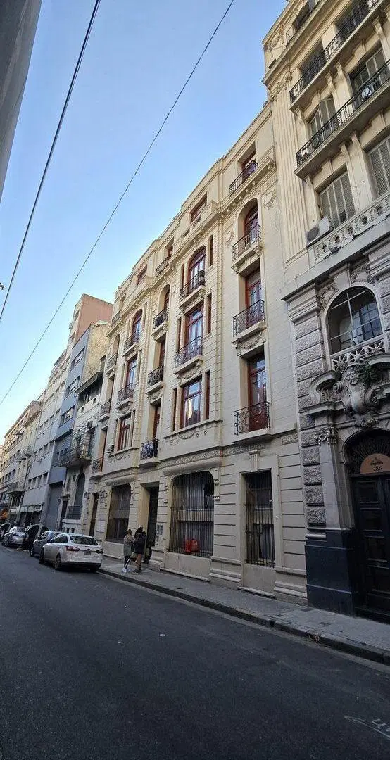 DEPARTAMENTO 2 AMBIENTES EN ALQUILER MONSERRAT 3