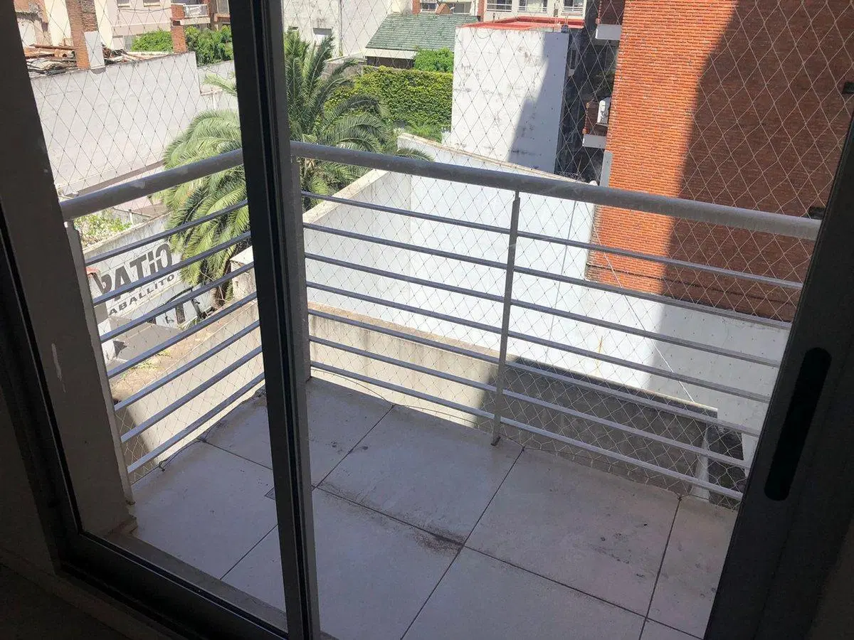 DEPARTAMENTO 2 AMBIENTES VENTA CABALLITO BALCON 5
