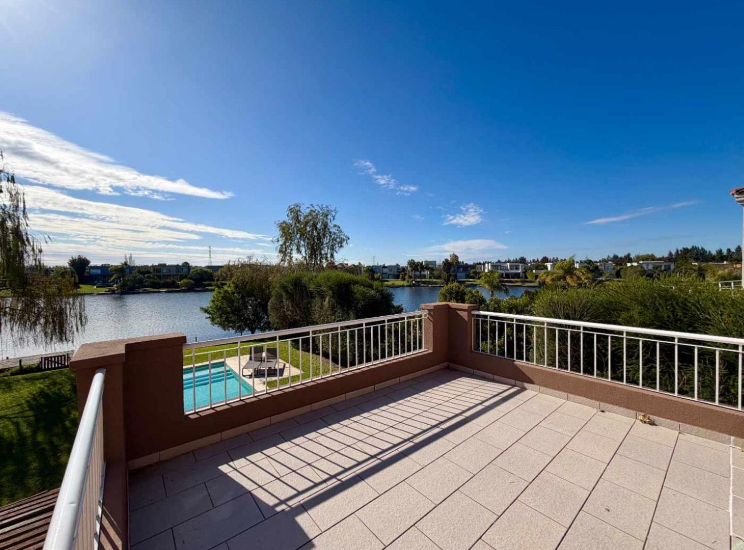 CASA 4 AMBIENTES VENTA VILLANUEVA - SAN FRANCISCO