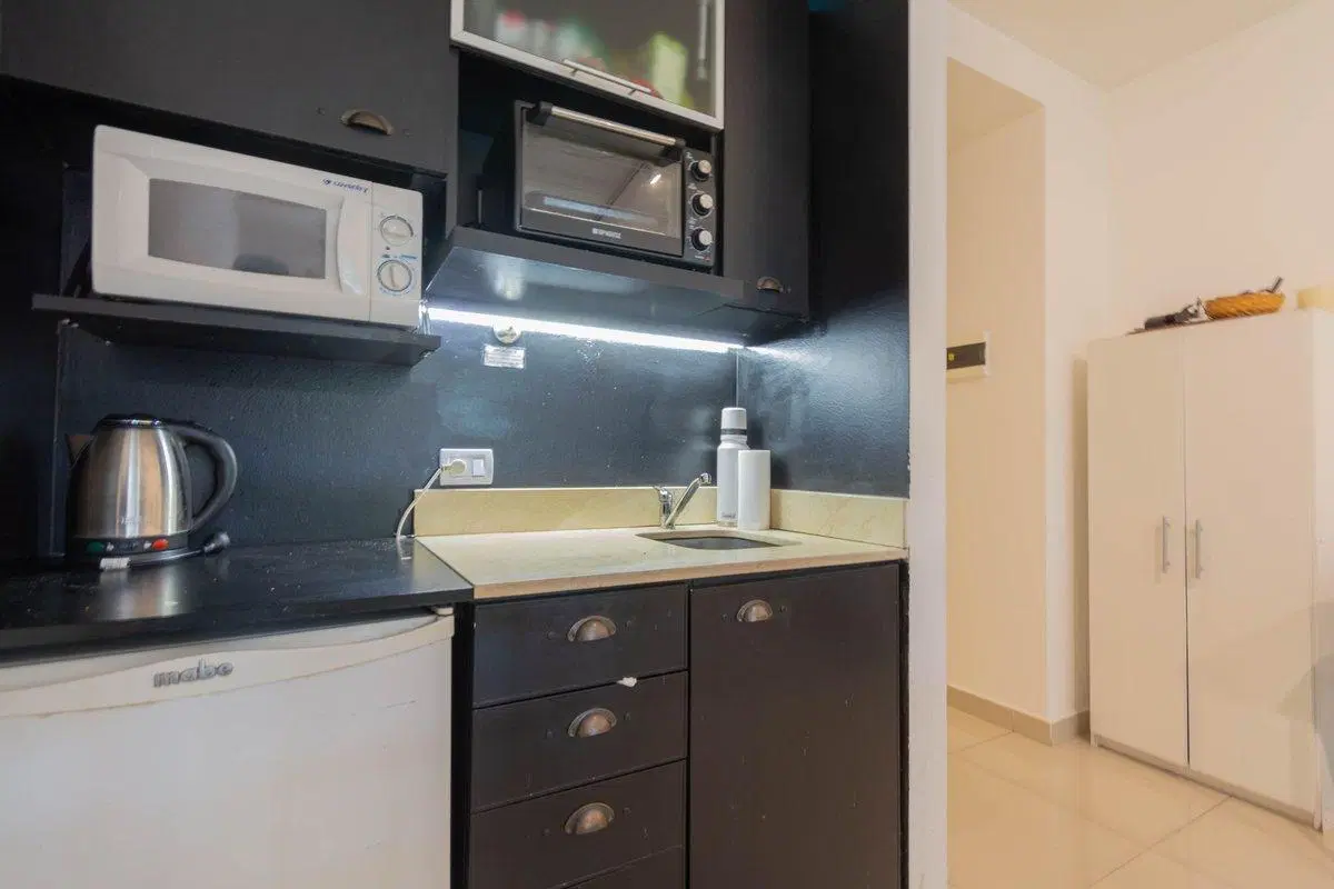 DEPARTAMENTO MONOAMBIENTE VENTA CAÑITAS BALCON 4