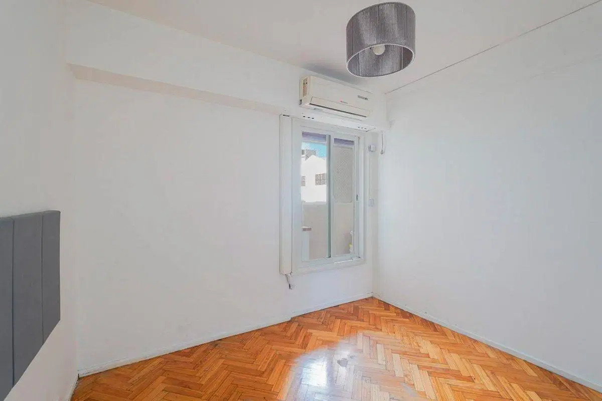 DEPARTAMENTO 3 AMBIENTES VENTA FLORES CON RENTA 3