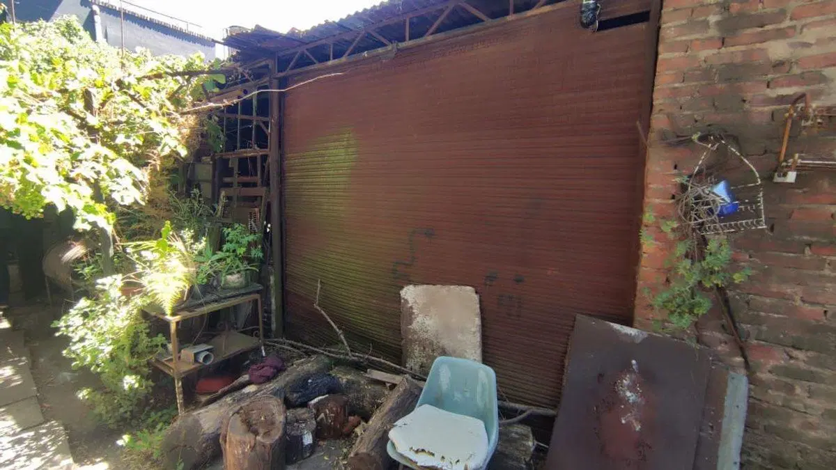 VENTA CASA Y LOCAL A RECICLAR  EN VILLA ADELINA 5