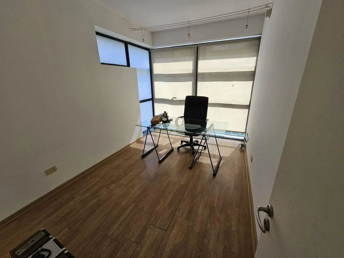 AMPLIA OFICINA 3 AMBIENTES EN VENTA EN PALERMO 2