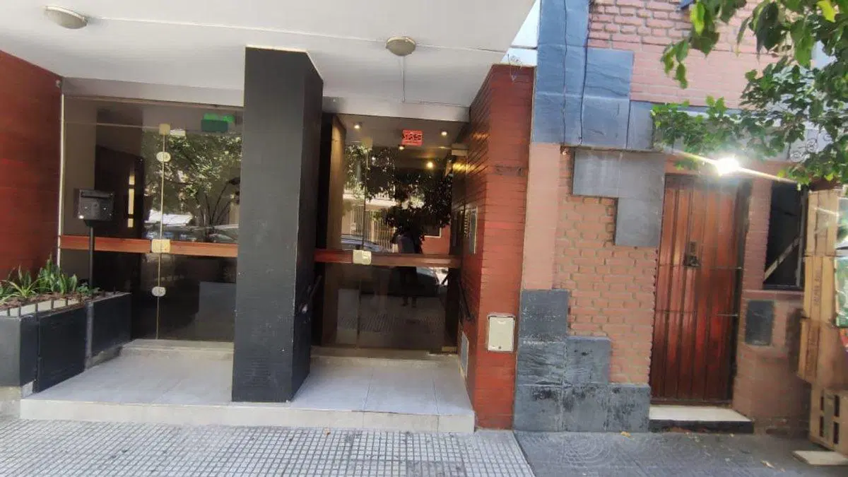 VENTA DEPARTAMENTO EN DEVOTO DE 2 AMBIENTES 4