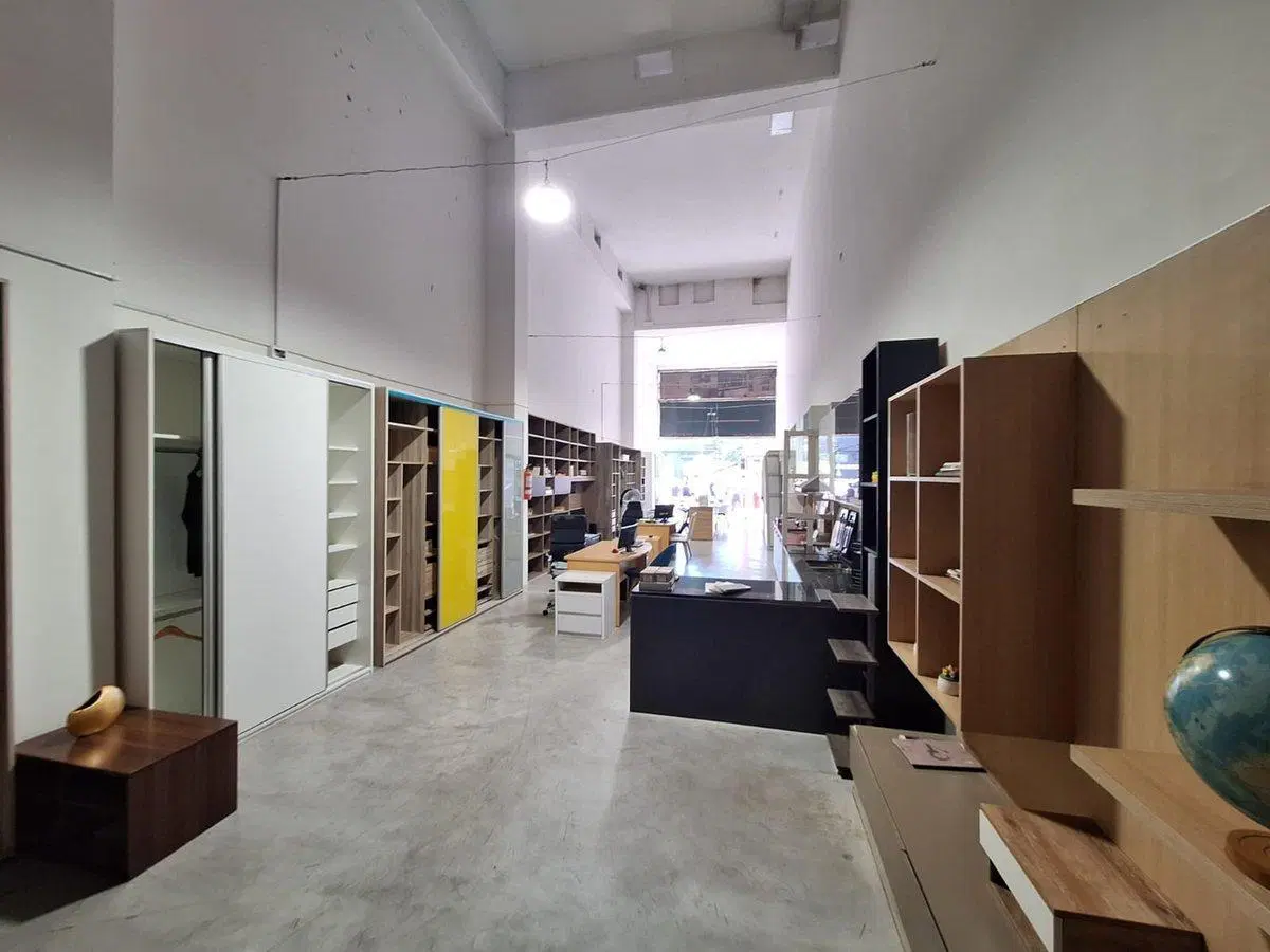 LOCAL EN VENTA NUÑEZ DOBLE ALTURA 2