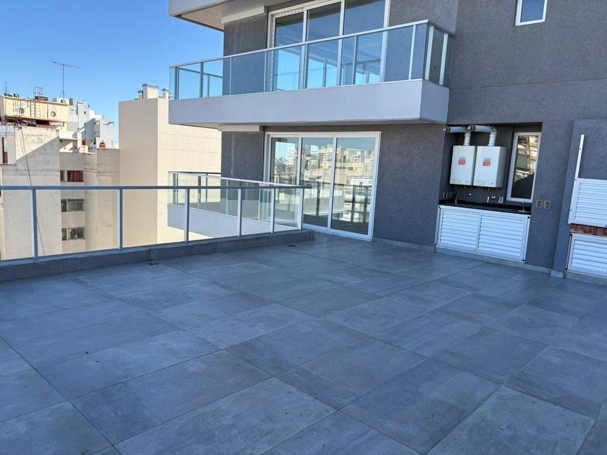 DEPARTAMENTO 4 AMBIENTES VENTA FLORES TERRAZA