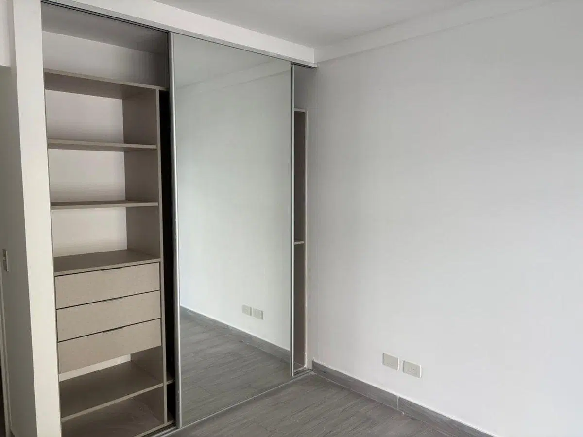 DEPARTAMENTO 3 AMBIENTES VENTA FLORES COCHERA 3