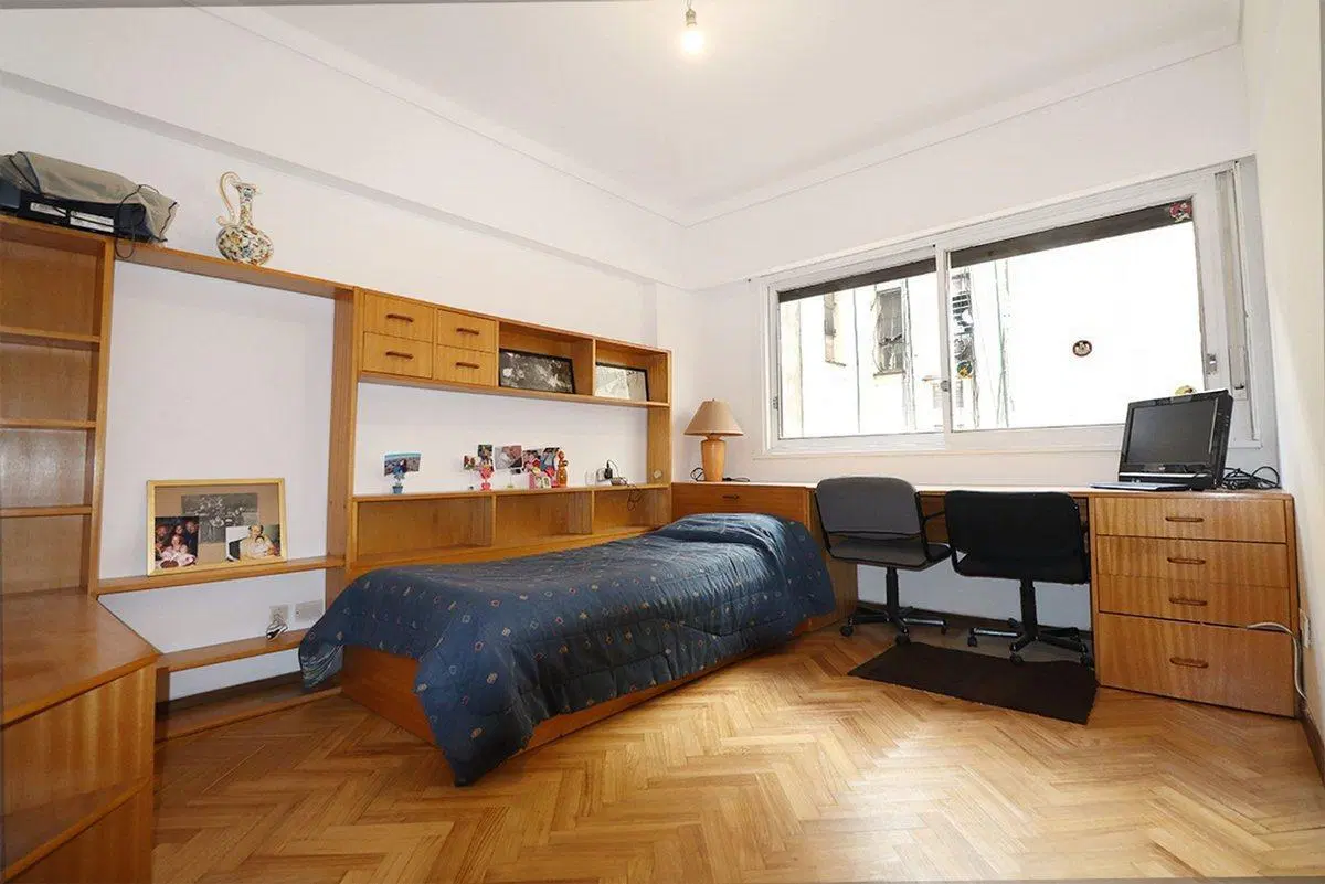 DEPARTAMENTO VENTA RECOLETA 5 AMBIENTES COCHERA 2