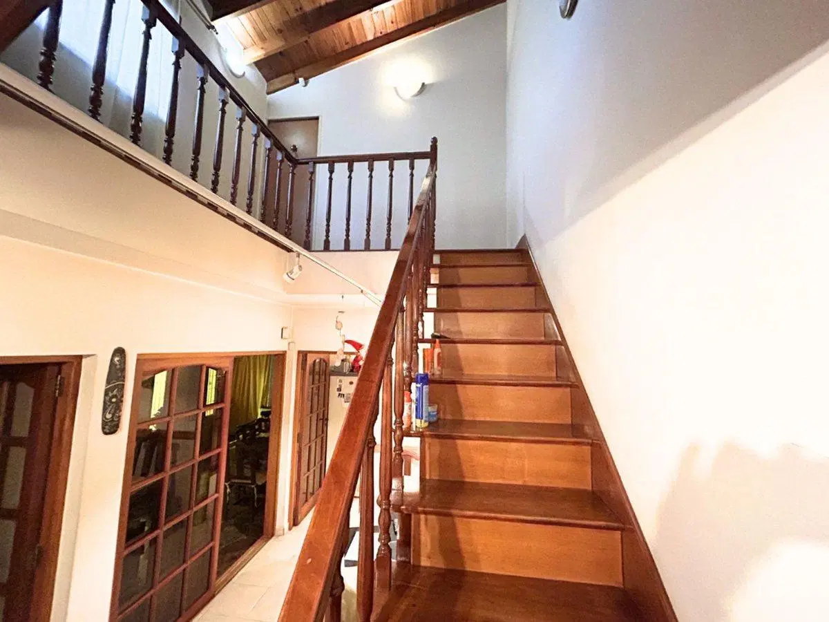 VENTA CASA 5 AMBIENTES EN VILLA BALLESTER 8