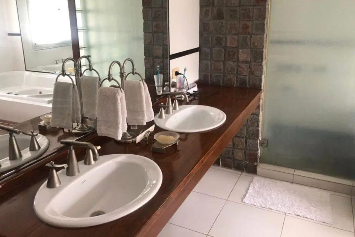 CASA 10 AMBIENTES VENTA LA MARTONA CAÑUELAS 5