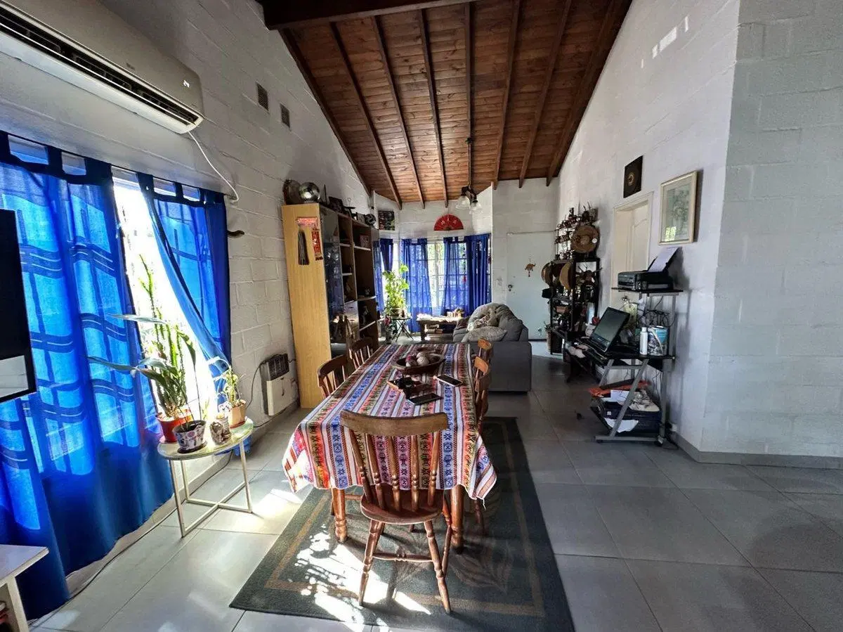CASA 4 AMBIENTES  MARCOS PAZ VENTA C/PILETA 4