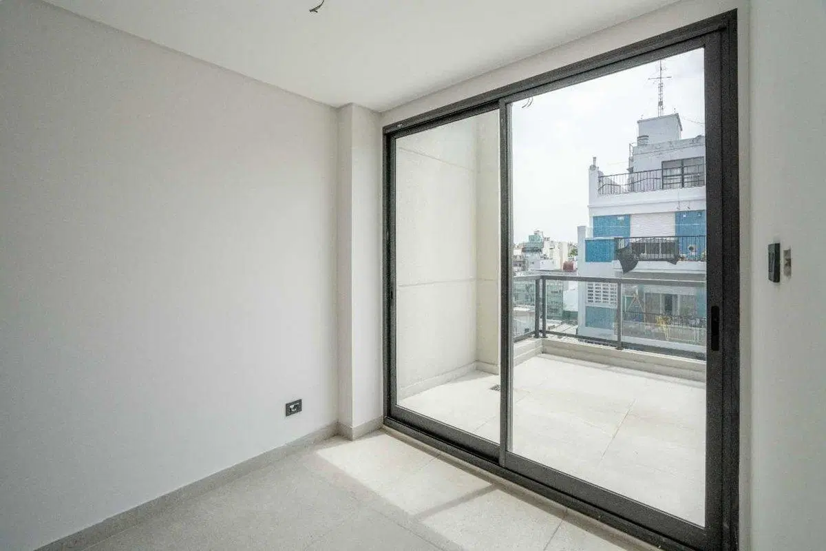 Venta Departamento Duplex 2 ambientes Balvanera 5