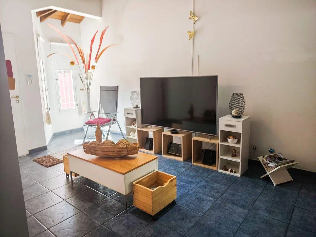 CASA 3 AMBIENTES VENTA CASTELAR NORTE JARDIN 2