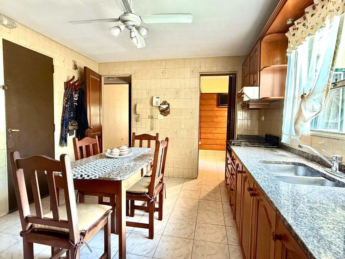 Foto de DEPARTAMENTO 4 AMBIENTES VENTA CASEROS, imagen 4