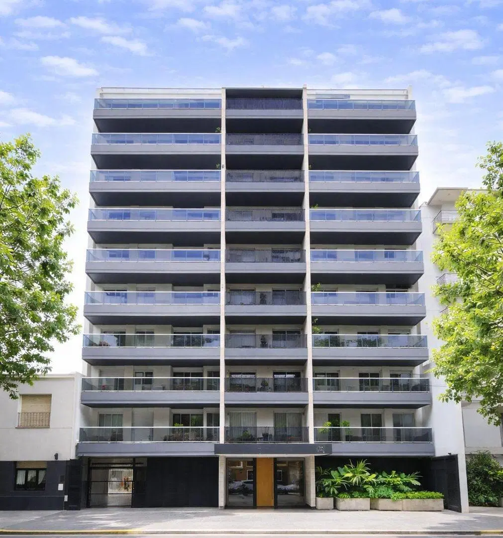 VENTA DEPARTAMENTO 4 AMBIENTES CABALLITO COCHERA 4