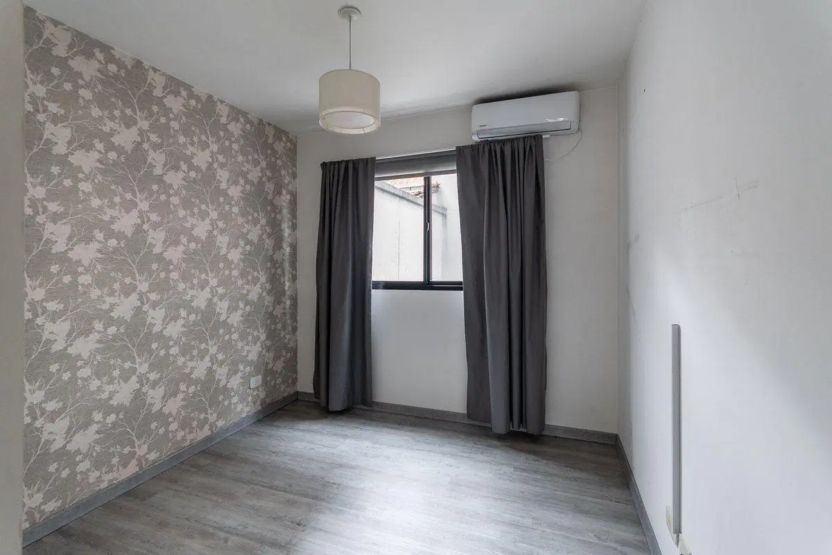 DEPARTAMENTO 3 AMBIENTES VENTA OLIVOS COCHERA 5