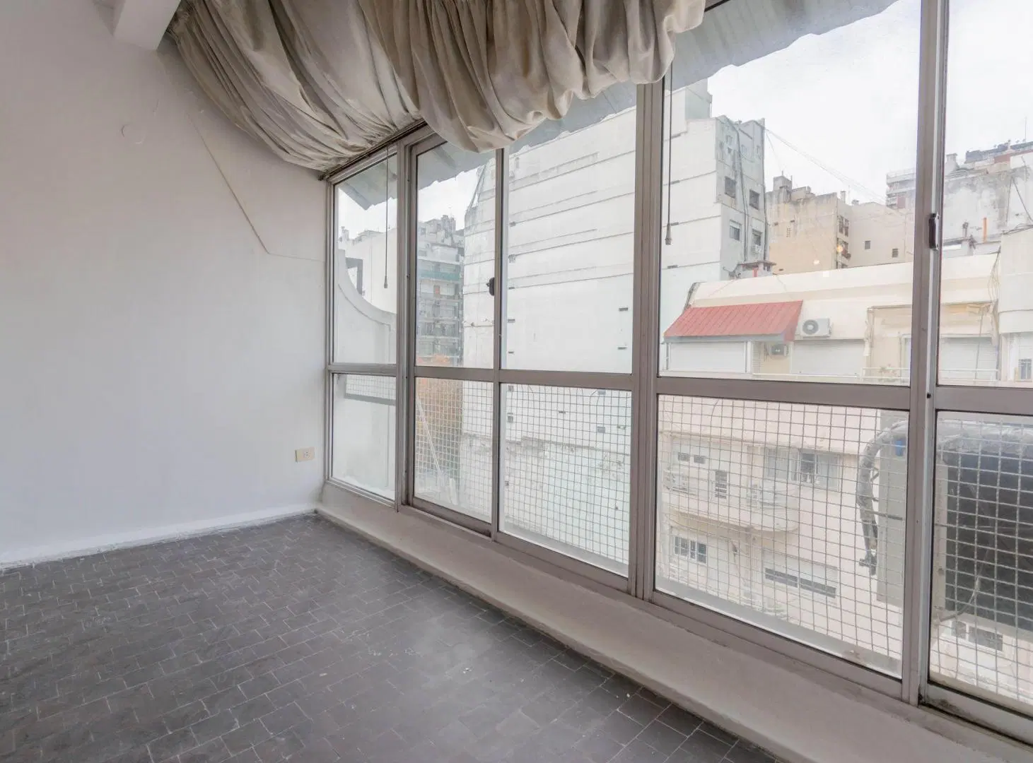 VENTA DEPARTAMENTO 2 AMBIENTES RECOLETA S/EXPENSAS 8
