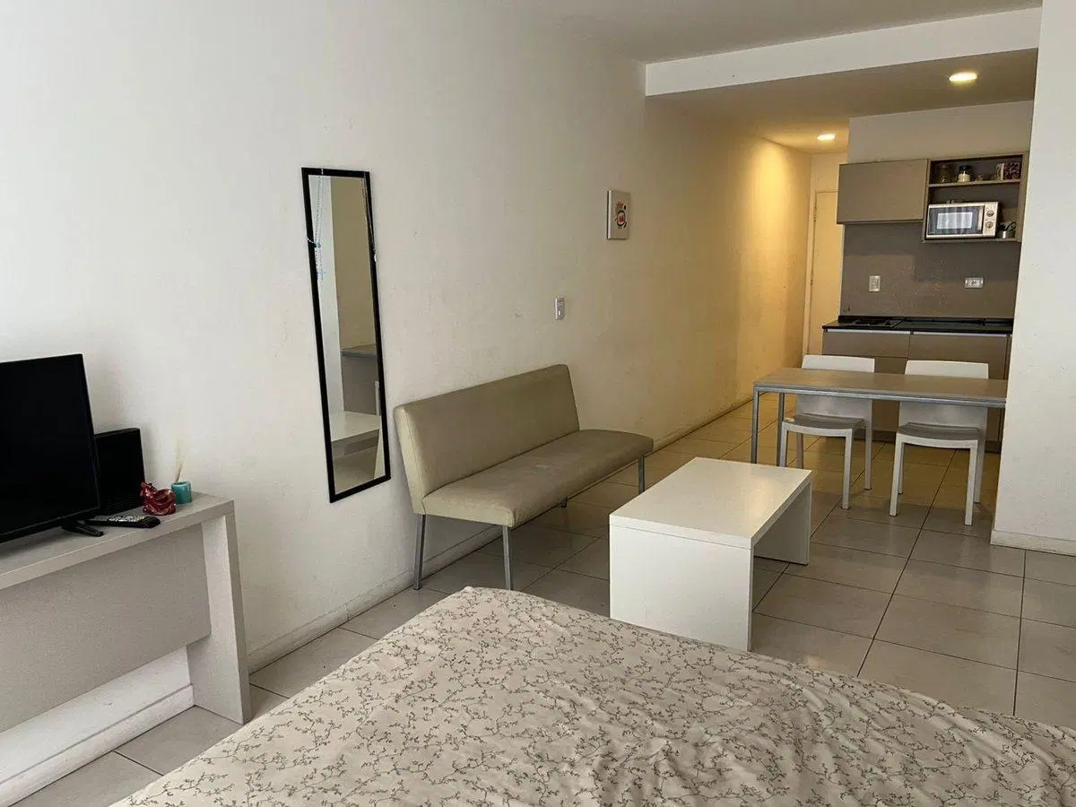 DEPARTAMENTO 1 AMBIENTE VENTA MONSERRAT BALCON 5
